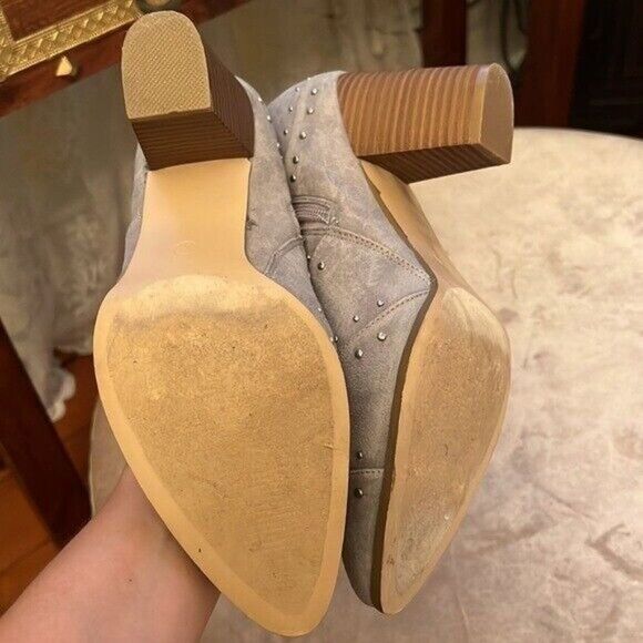 *Hippie Laundry* MADDA Sz 9 Grey Studded Ankle Booties EUC!! - Picture 8 of 9